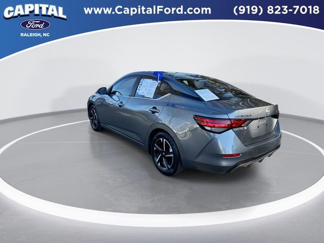 Used 2025 Nissan Sentra SV image 4
