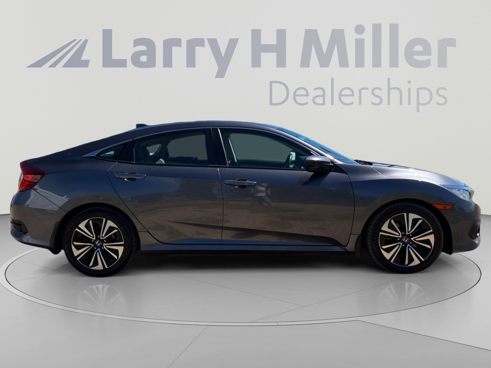 Used 2017 Honda Civic EX-L image 6