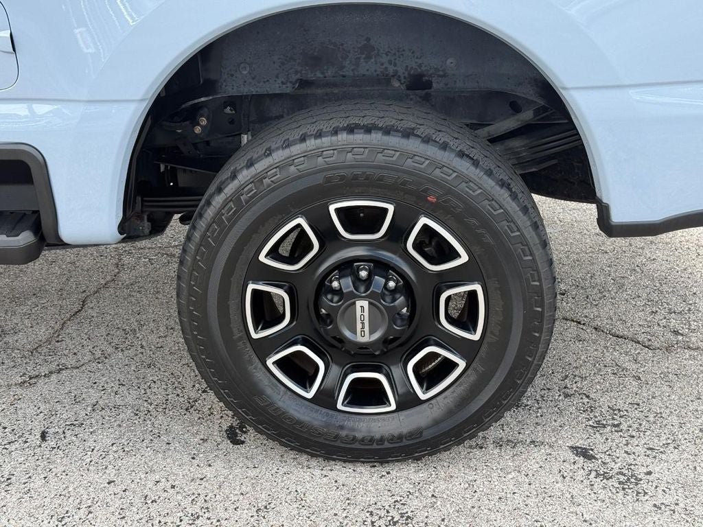 Certified 2024 Ford F350 Platinum AWD/4WD image 6