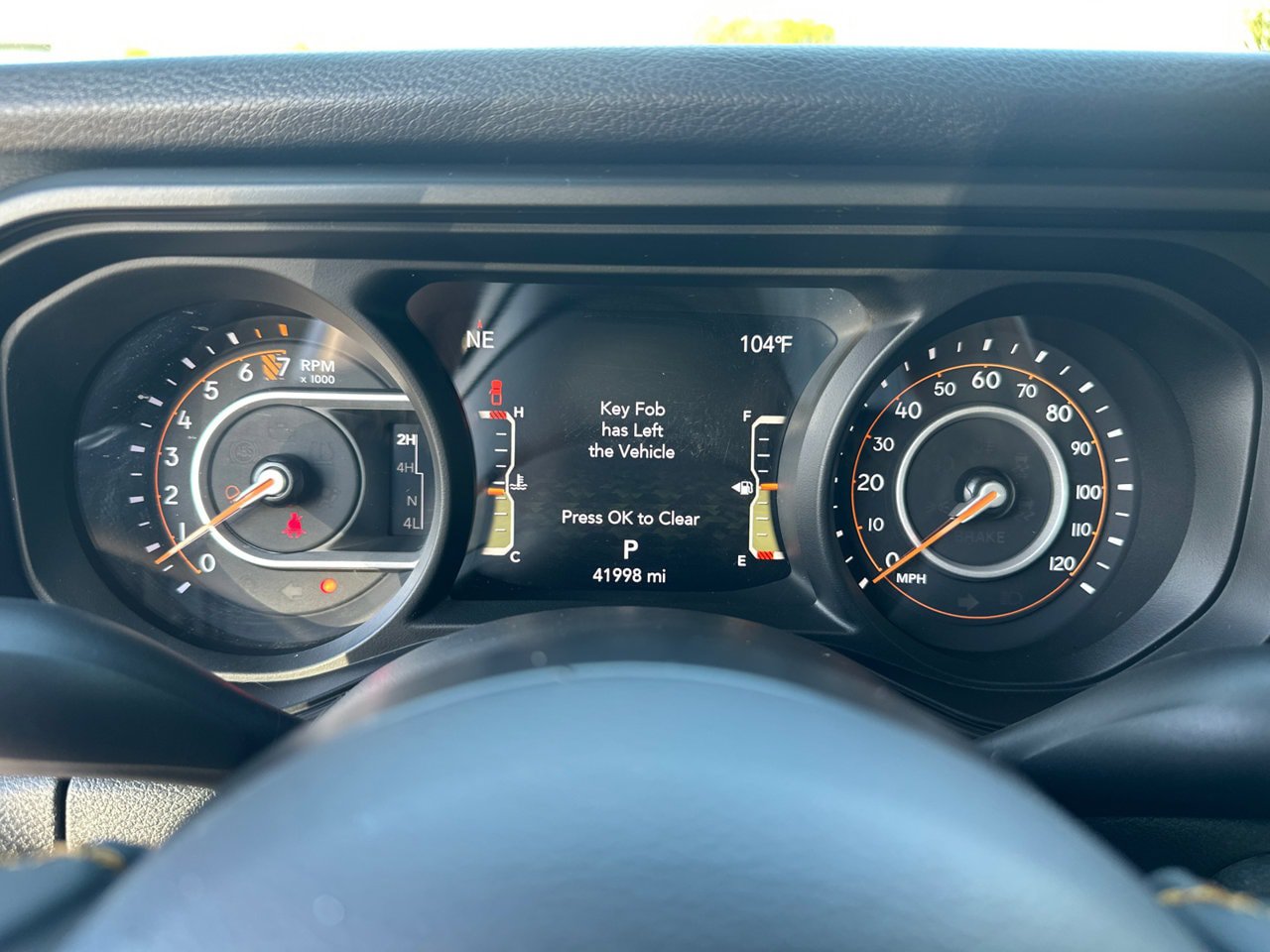 Used 2024 Jeep Gladiator Sport AWD/4WD image 28