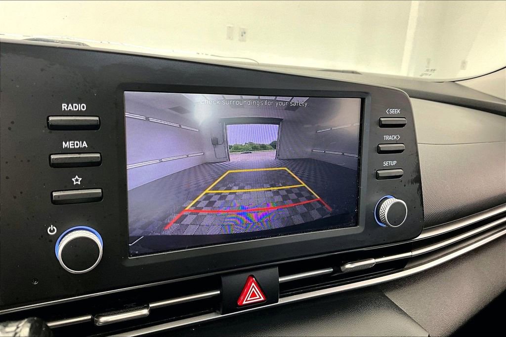Used 2022 Hyundai Elantra SEL FWD image 21