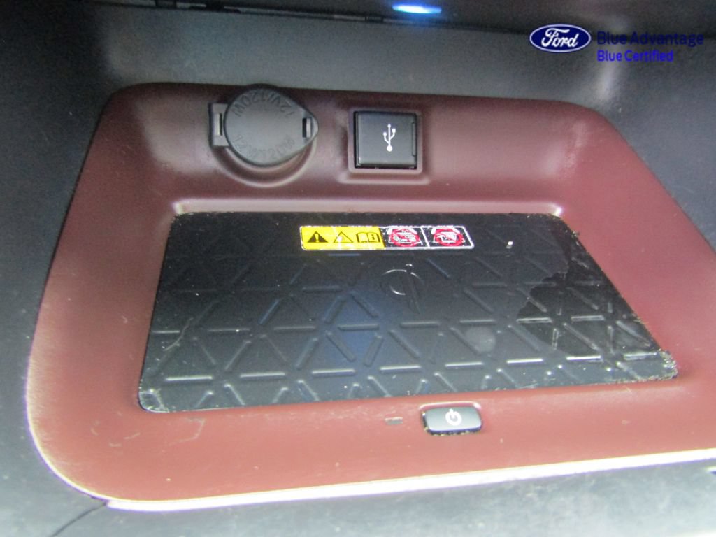 Used 2022 Toyota RAV4 Limited AWD/4WD image 53