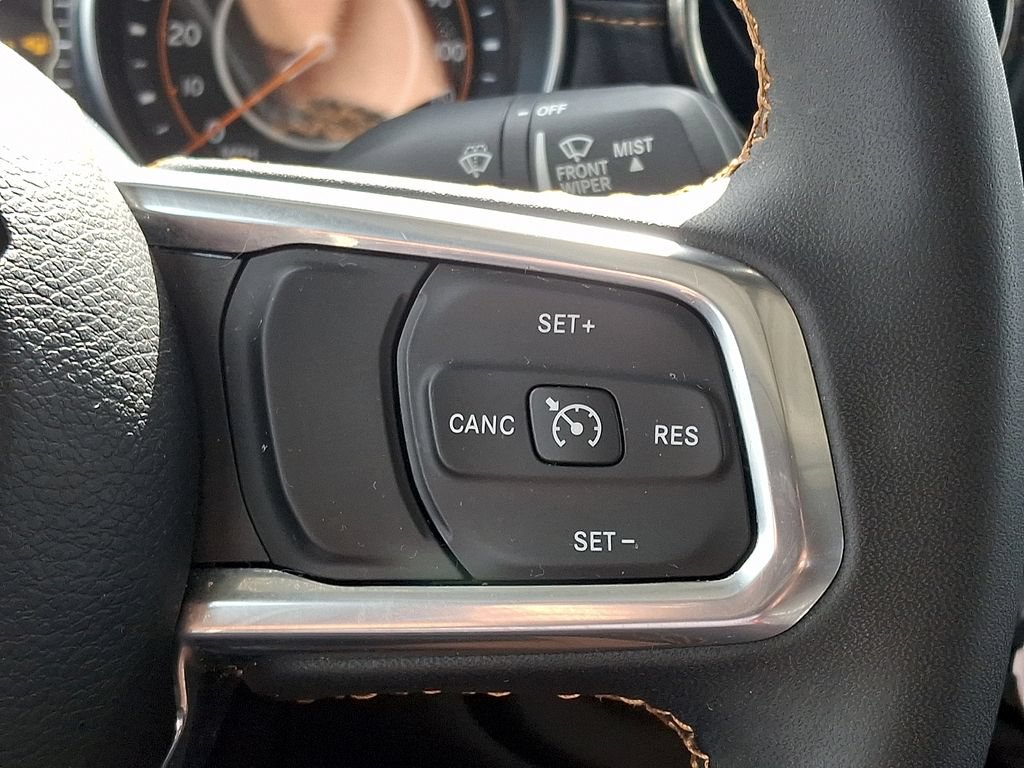 Used 2023 Jeep Gladiator Overland AWD/4WD image 21