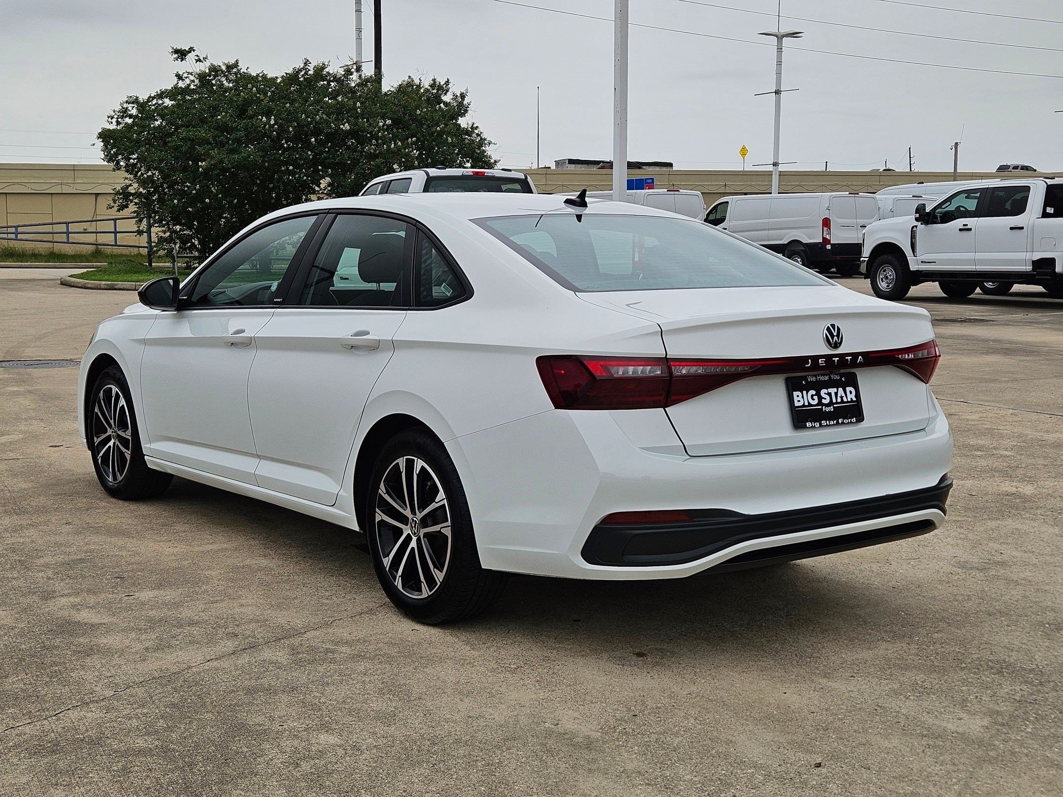 Used 2025 Volkswagen Jetta Sport FWD image 7