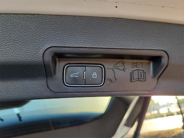 Certified 2025 Ford Explorer ST image 10