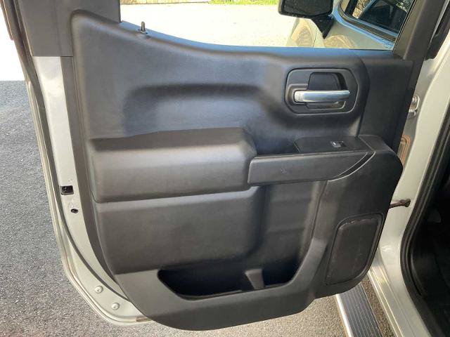 Used 2022 Chevrolet Silverado 1500 Custom AWD/4WD image 28