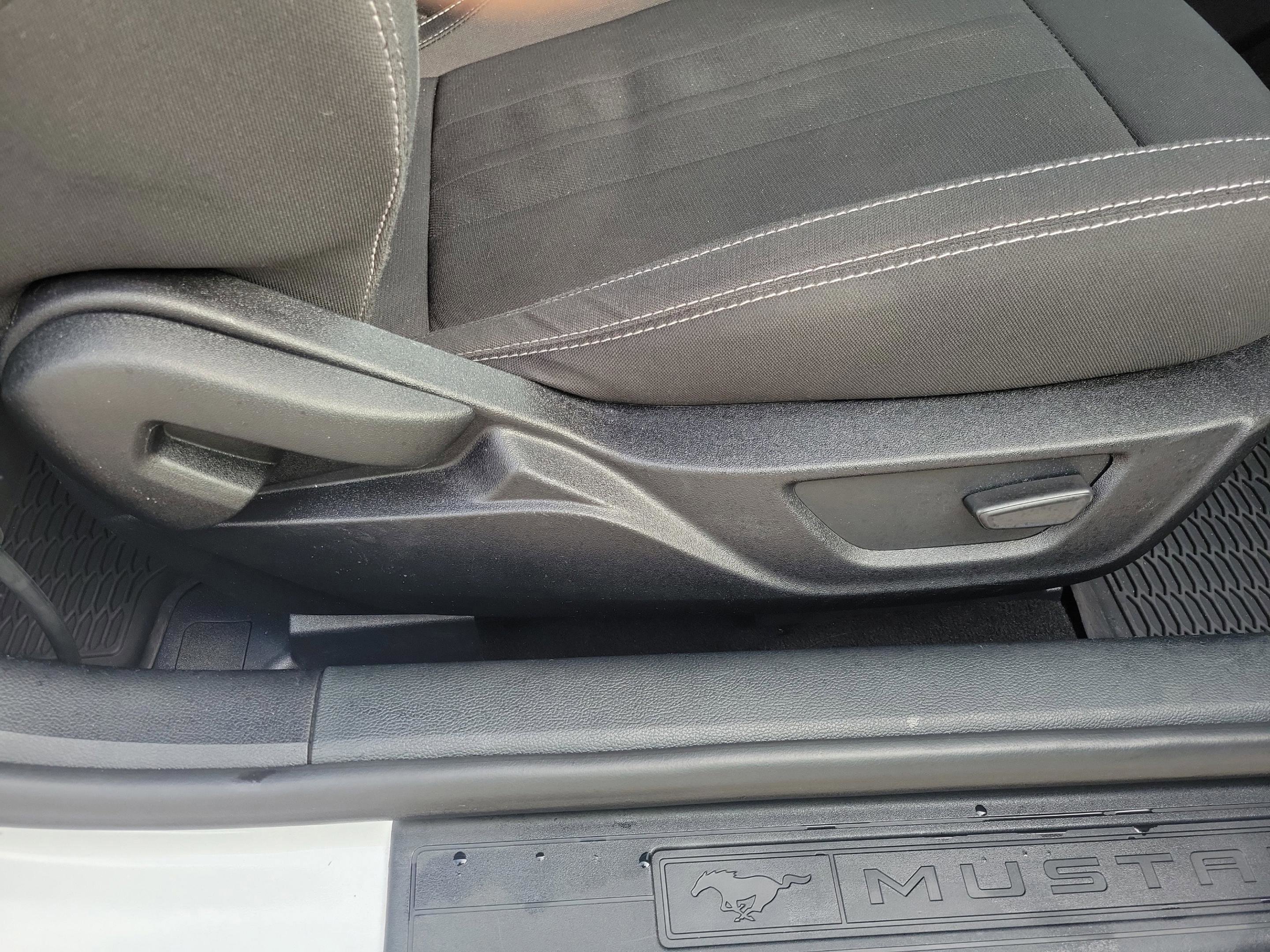 Certified 2021 Ford Mustang EcoBoost w/ Equipment Group 101A image 26