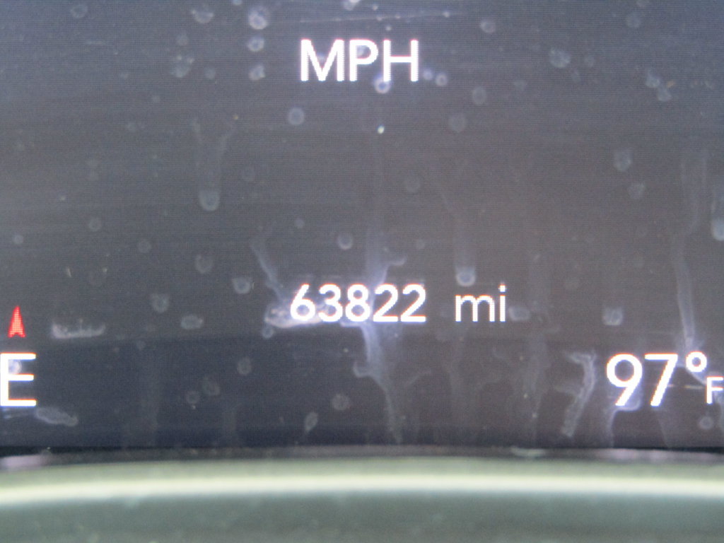 Used 2023 Chrysler Pacifica Touring-L FWD image 28
