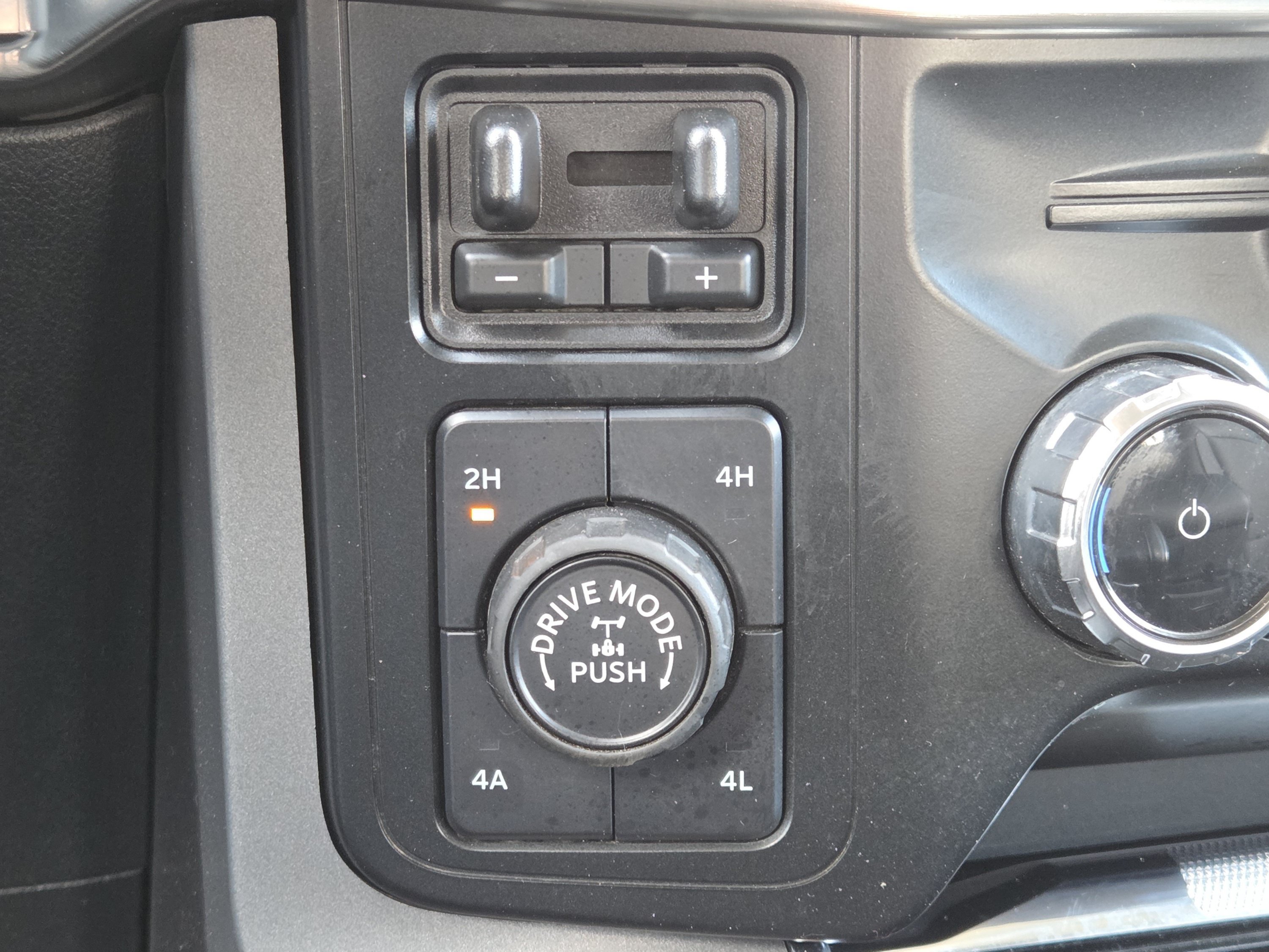 Certified 2023 Ford F150 Lariat w/ Equipment Group 502A High AWD/4WD image 11