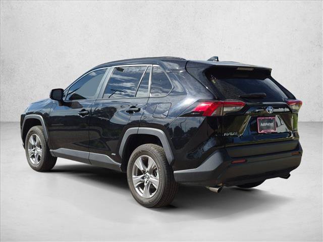 Used 2024 Toyota RAV4 LE AWD/4WD image 7