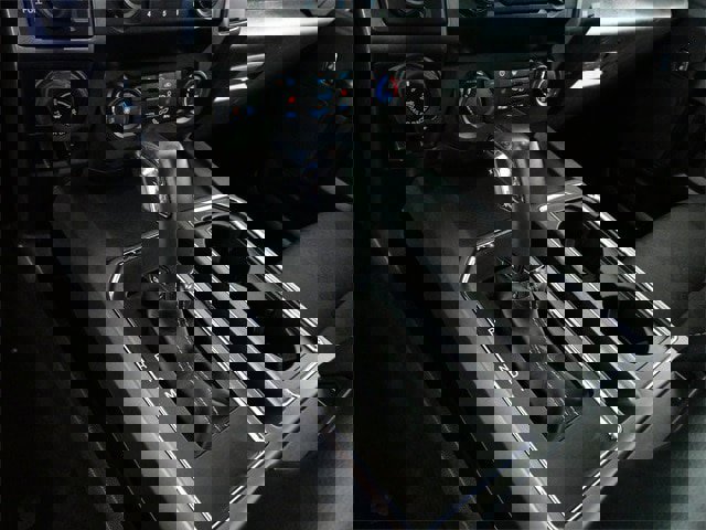 Certified 2019 Ford F150 XLT w/ Equipment Group 302A Luxury image 22