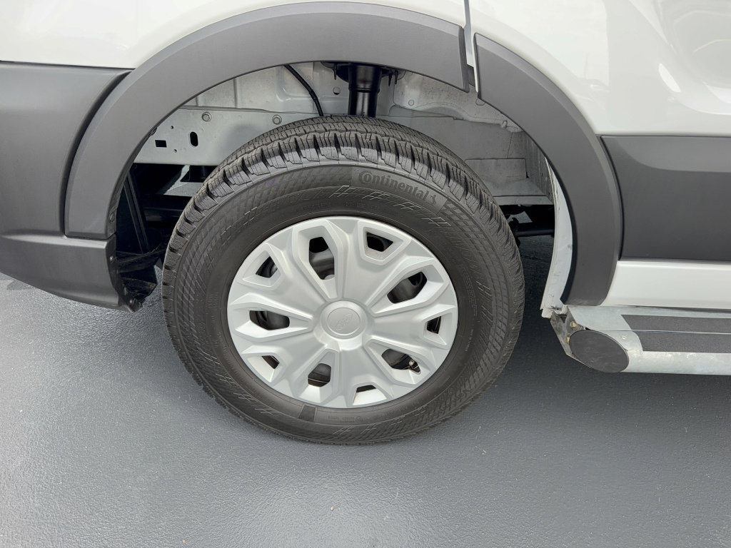 Certified 2025 Ford Transit 250 Low Roof w/ Exterior Upgrade Package RWD image 28