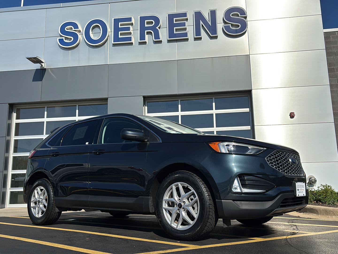 Certified 2024 Ford Edge SEL w/ Convenience Package