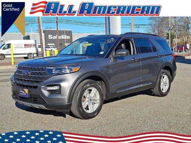 Certified 2022 Ford Explorer XLT w/ Equipment Group 202A