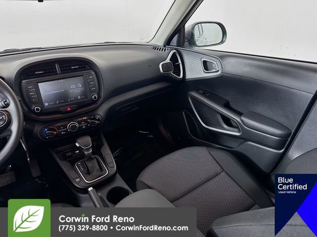 Used 2025 Kia Soul LX image 24