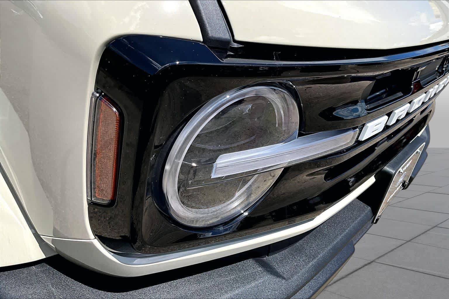 Certified 2025 Ford Bronco Outer Banks AWD/4WD image 27