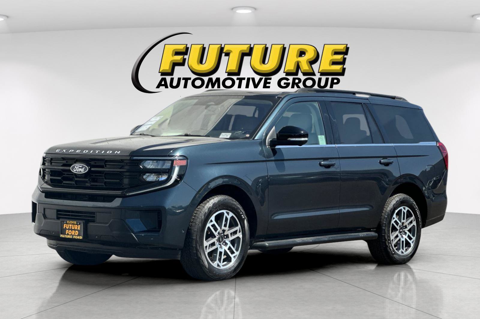 Certified 2025 Ford Expedition Active AWD/4WD image 7