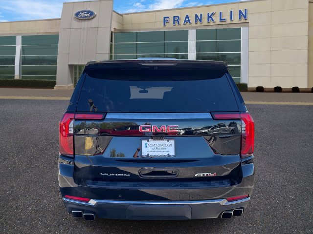 Used 2025 GMC Yukon XL AT4 w/ AT4 Premium Package AWD/4WD image 6