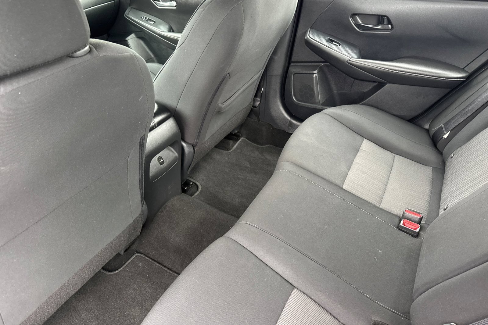 Used 2024 Nissan Sentra SV w/ Trunk Package FWD image 13