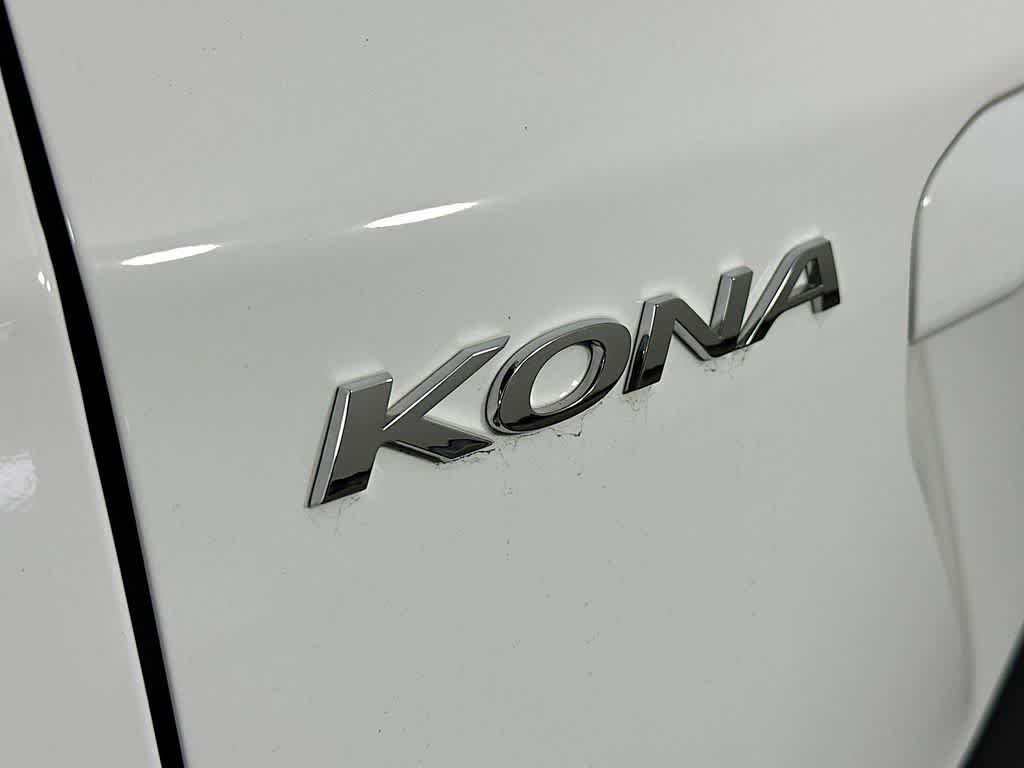 Used 2022 Hyundai Kona SEL w/ Cargo Package AWD/4WD image 10