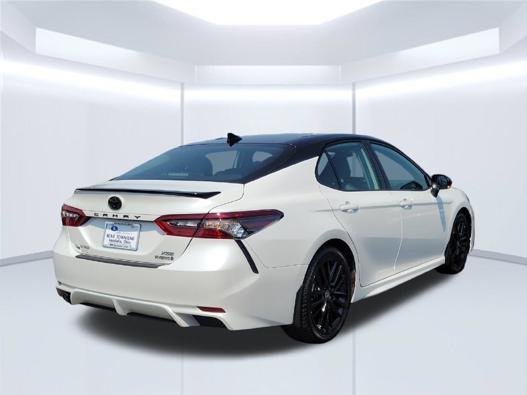 Used 2023 Toyota Camry XSE w/ Cold Weather Package FWD image 5