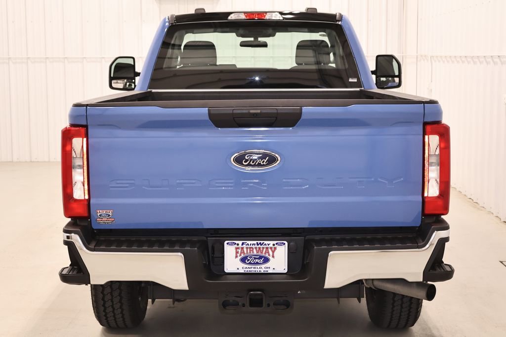 Certified 2024 Ford F250 XL w/ FX4 Off-Road Package AWD/4WD image 5