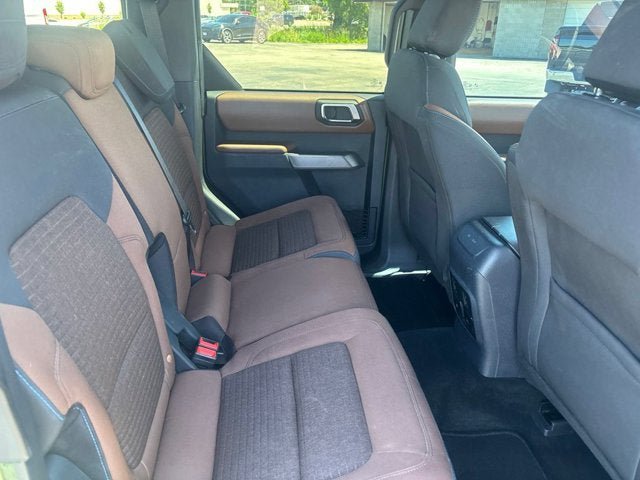 Certified 2023 Ford Bronco Outer Banks w/ Sasquatch Package AWD/4WD image 18