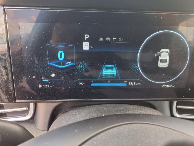 Used 2025 Hyundai Elantra SEL FWD image 11