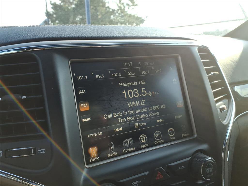 Used 2017 Jeep Grand Cherokee Overland image 18