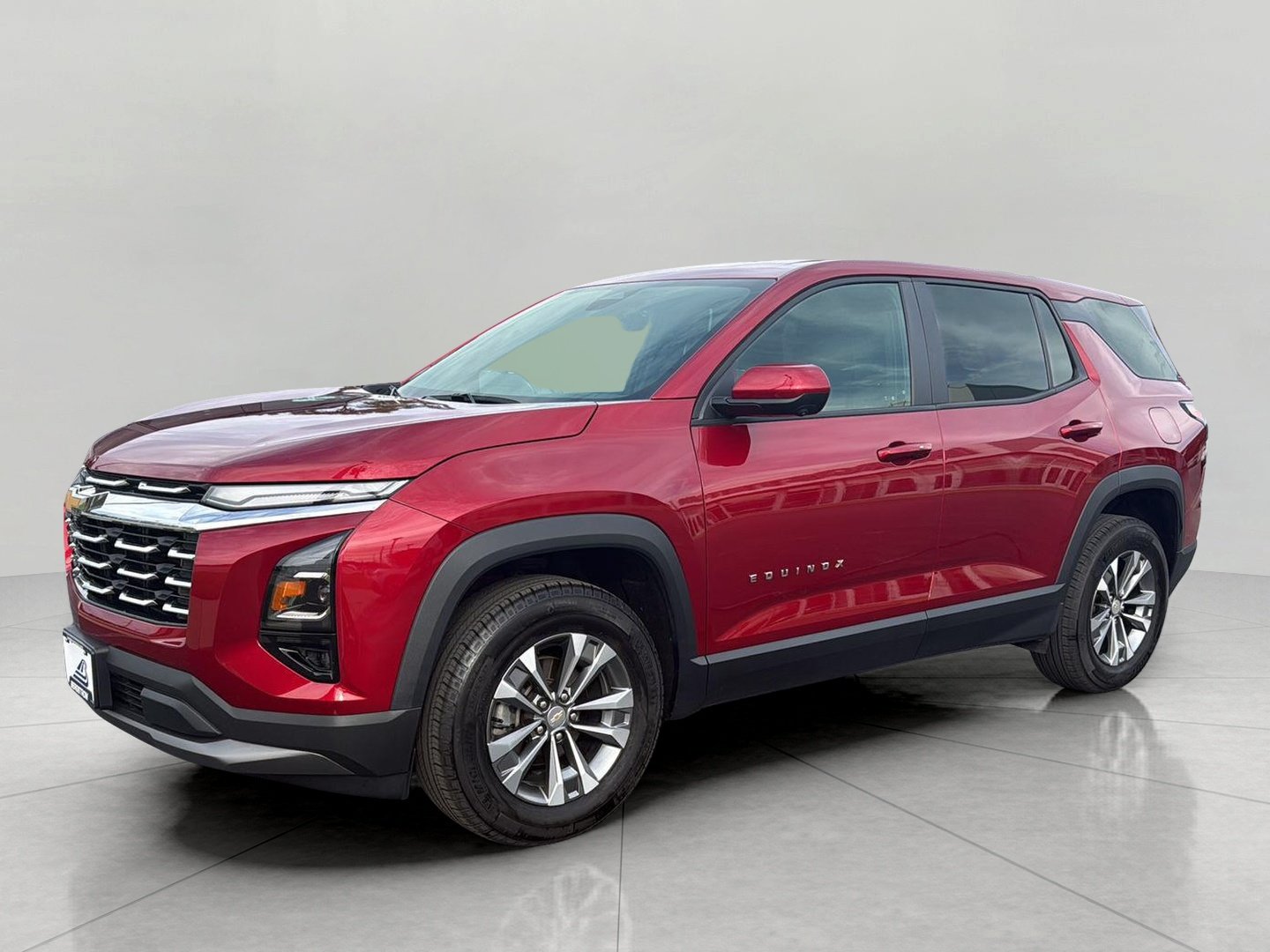 Used 2025 Chevrolet Equinox LT w/ Safety and Technology Package AWD/4WD image 4