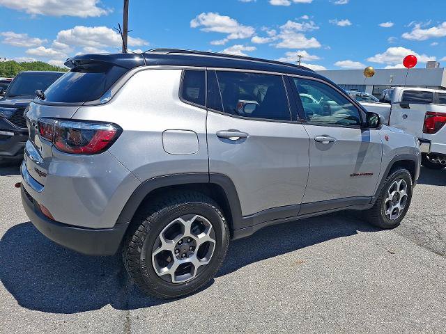 Used 2022 Jeep Compass Trailhawk w/ Sun and Sound Group AWD/4WD image 6