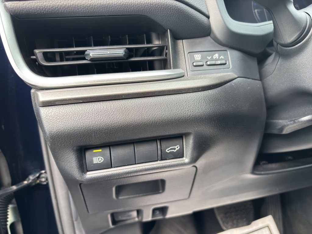 Used 2022 Toyota Sienna XLE Woodland Edition AWD/4WD image 13