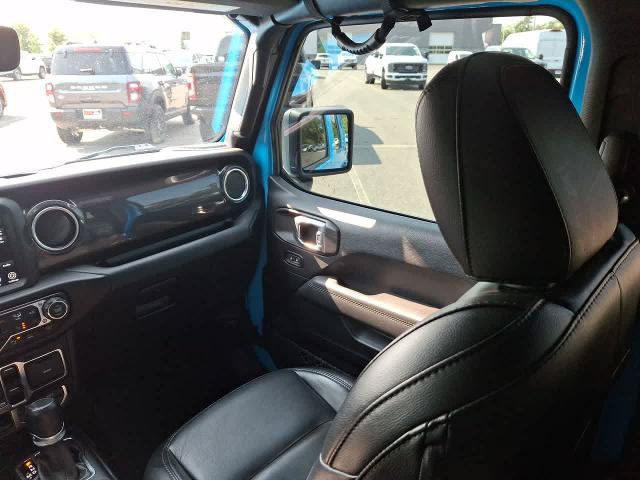 Used 2021 Jeep Wrangler Unlimited Sahara AWD/4WD image 11