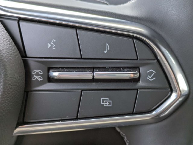 Used 2025 Chevrolet Tahoe LS AWD/4WD image 25