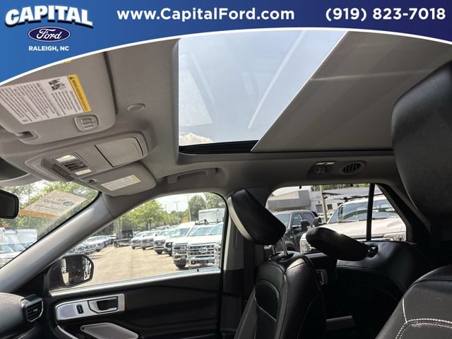 Certified 2023 Ford Explorer Limited w/ Limited Technology Package AWD/4WD image 22
