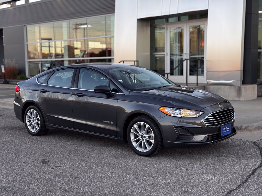 Certified 2019 Ford Fusion SE FWD image 41