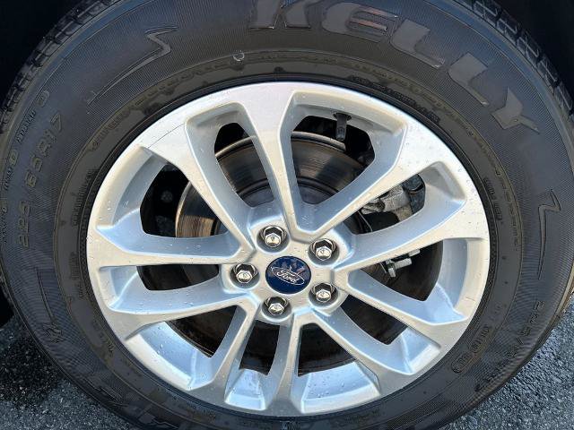 Certified 2021 Ford Escape SE w/ Cold Weather Package AWD/4WD image 13