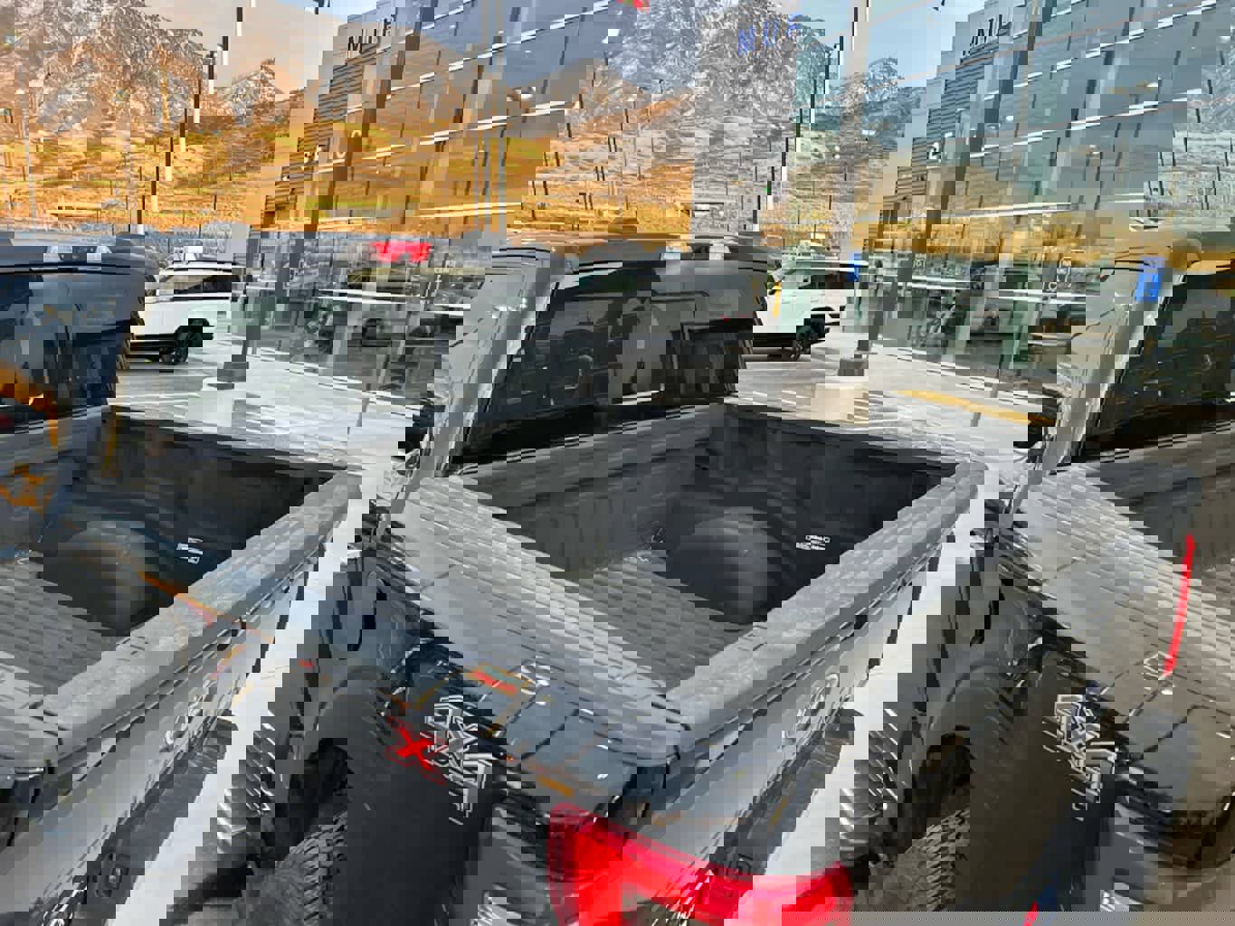 Certified 2022 Ford F150 Lariat w/ Equipment Group 502A High image 16