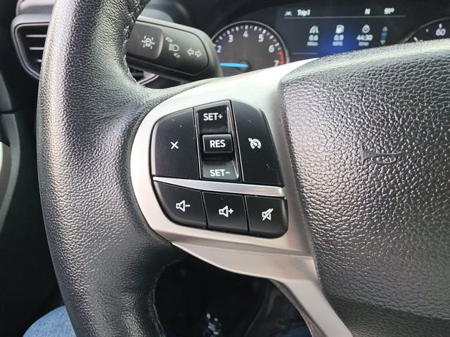 Certified 2023 Ford Explorer XLT RWD image 26