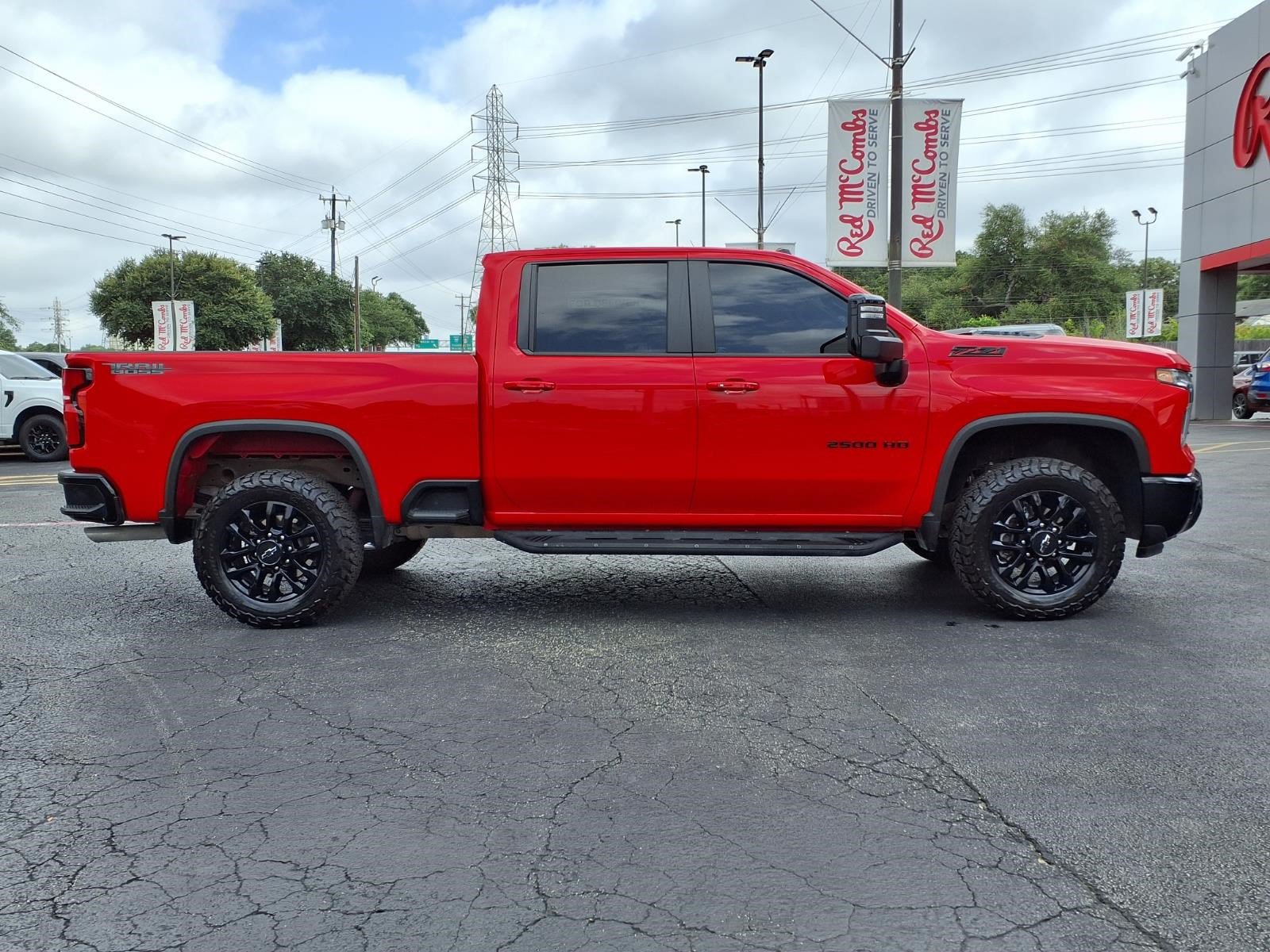 Used 2025 Chevrolet Silverado 2500 LT w/ Trail Boss Package AWD/4WD image 5