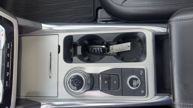 Certified 2023 Ford Explorer XLT w/ Equipment Group 202A AWD/4WD image 15