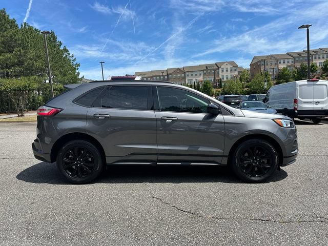 Certified 2024 Ford Edge SE w/ Black Appearance Package AWD/4WD image 8
