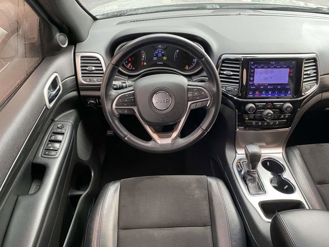 Used 2020 Jeep Grand Cherokee Altitude image 15