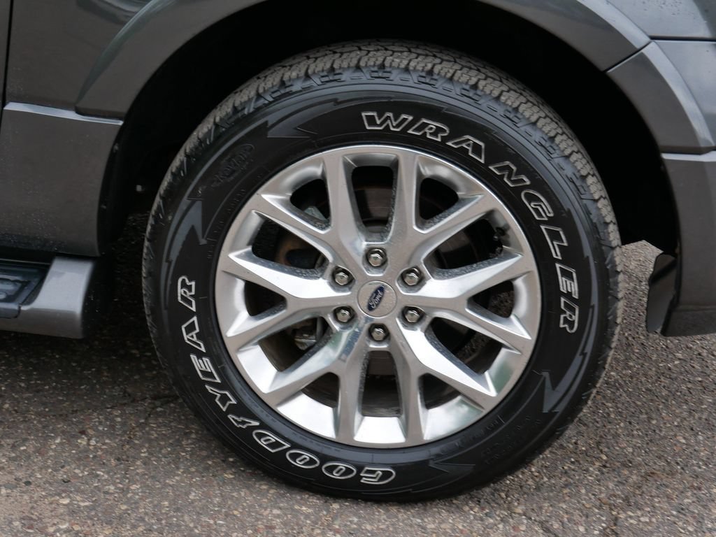 Certified 2017 Ford Expedition Limited AWD/4WD image 7