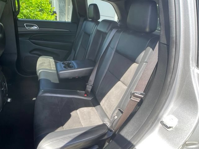Used 2020 Jeep Grand Cherokee Altitude AWD/4WD image 38