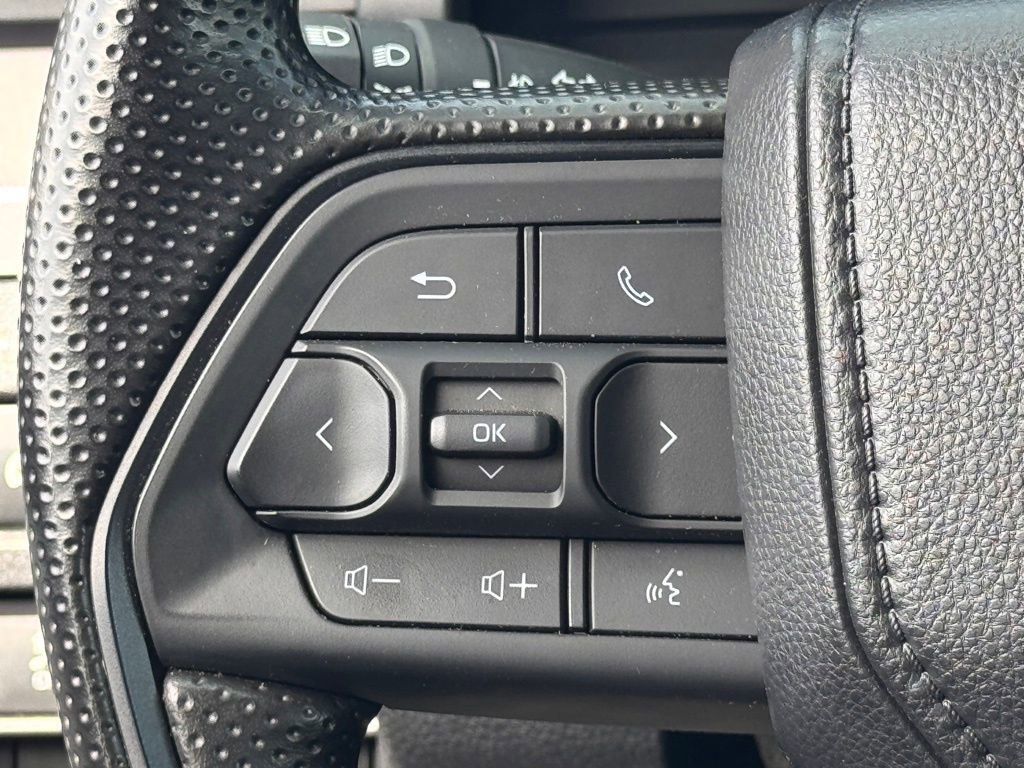 Used 2025 Toyota Tacoma SR5 RWD image 22