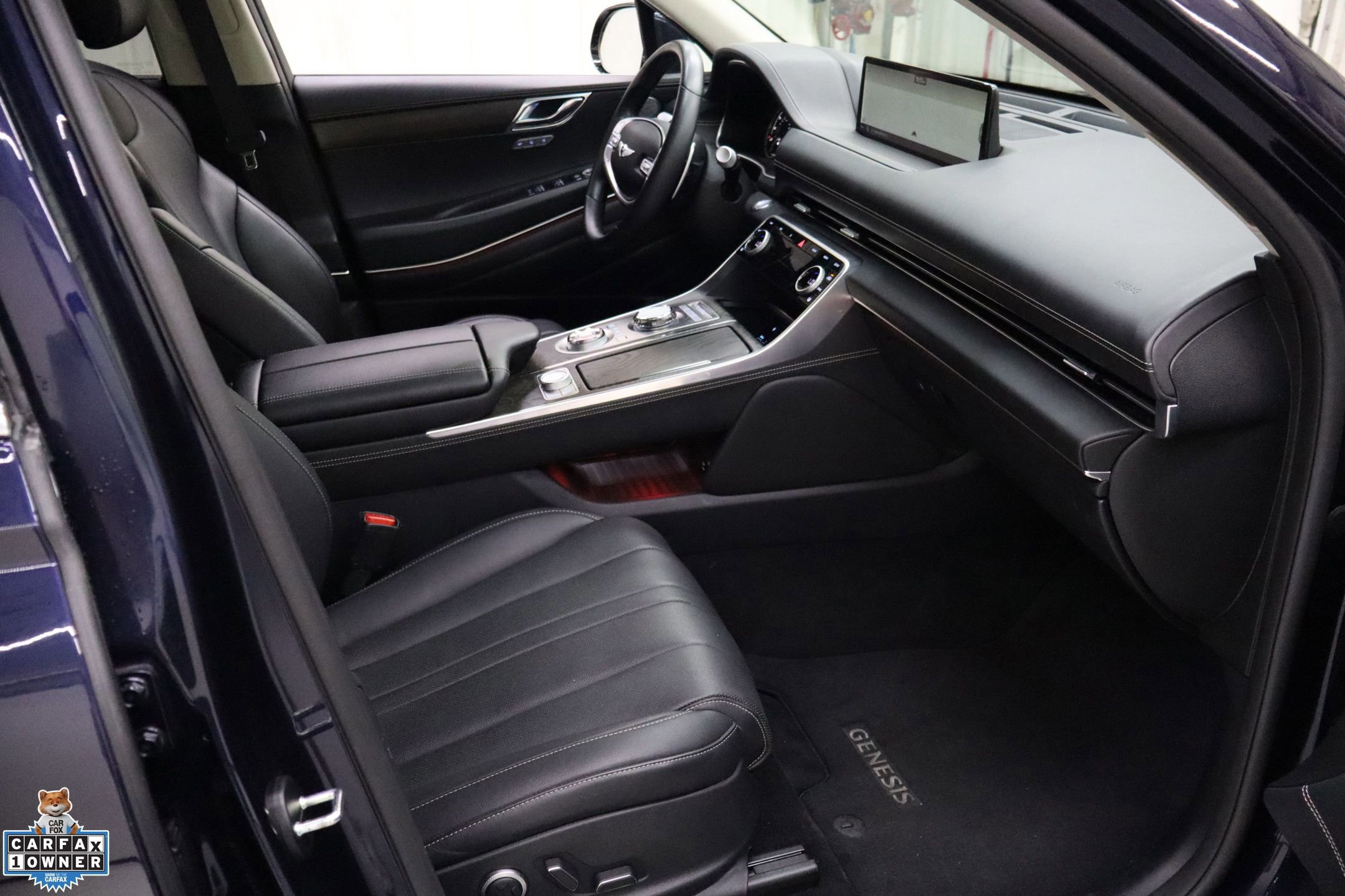 Used 2024 Genesis GV80 3.5T image 32