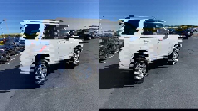 Used 2023 Toyota 4Runner SR5 image 7