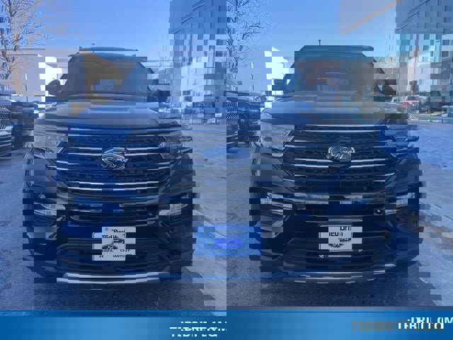 Certified 2023 Ford Explorer XLT w/ Equipment Group 202A image 8