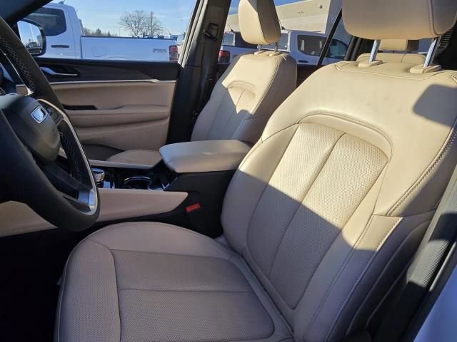 Used 2023 Jeep Grand Cherokee L Limited w/ Luxury Tech Group II image 26